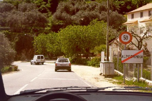 A sinalização de proibição indica: — pergunta R10Q0067 do exame de código IMT