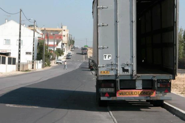 Um dos cuidados a ter no transporte de mercadorias, é que: — pergunta R10Q0117 do exame de código IMT