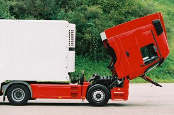 O automóvel cujo peso bruto excede os 3500 Kg, considera-se: — pergunta R11Q0009 do exame de código IMT