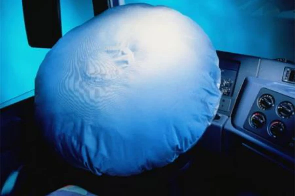 No contexto da ventilação artificial, os métodos mais eficazes são os de insuflação através da boca e nariz? — pergunta R12Q0226 do exame de código IMT