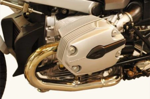 Um condutor de um motociclo deve controlar, periodicamente: — pergunta R3Q0083 do exame de código IMT