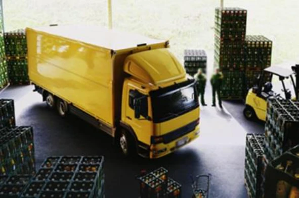 Regra geral, no transporte de mercadorias efectuado em automóveis pesados, importa assegurar que: — pergunta R4Q0199 do exame de código IMT