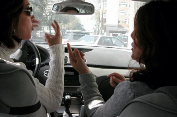 Na condução, um estado emocional mais agressivo: — pergunta R5Q0191 do exame de código IMT