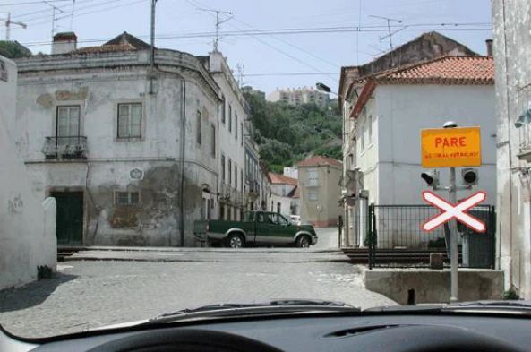 Este sinal indica: — pergunta R7Q0343 do exame de código IMT
