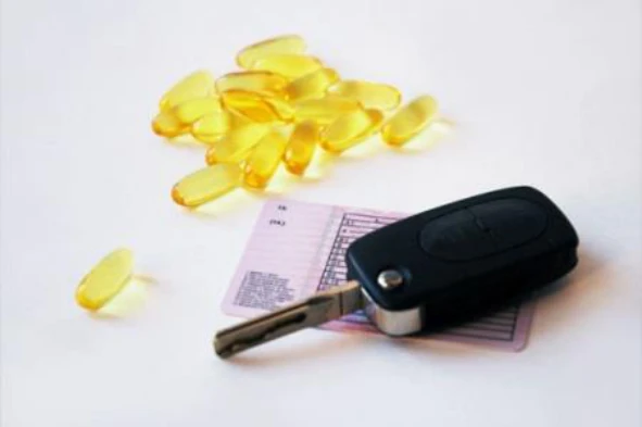 A capacidade para conduzir pode ser alterada pela ingestão de medicamentos? — pergunta R9Q0182 do exame de código IMT