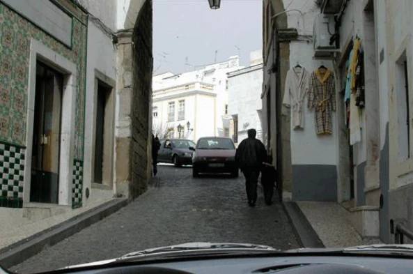 Posso estacionar neste local? — pergunta R9Q0300 do exame de código IMT